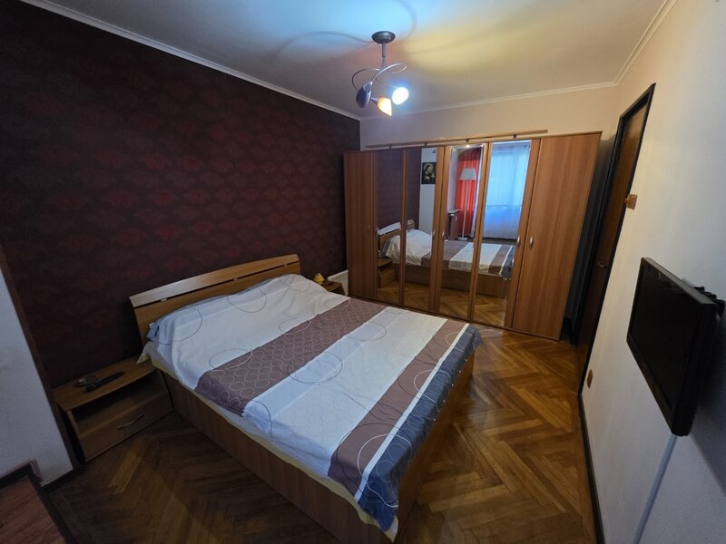 Campia Libertatii intersectie Baba Novac, pe Reconstructiei, mall Park Lake