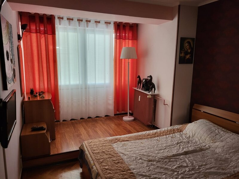 Campia Libertatii intersectie Baba Novac, pe Reconstructiei, mall Park Lake