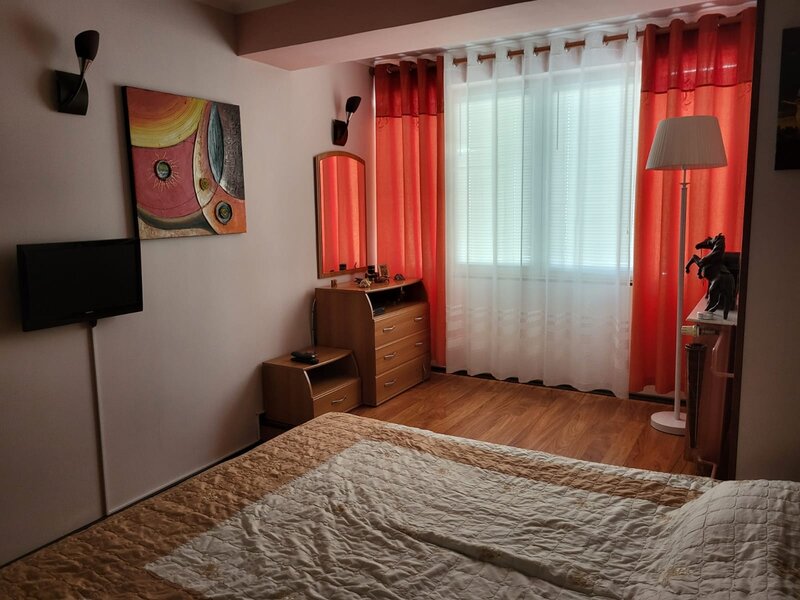 Campia Libertatii intersectie Baba Novac, pe Reconstructiei, mall Park Lake